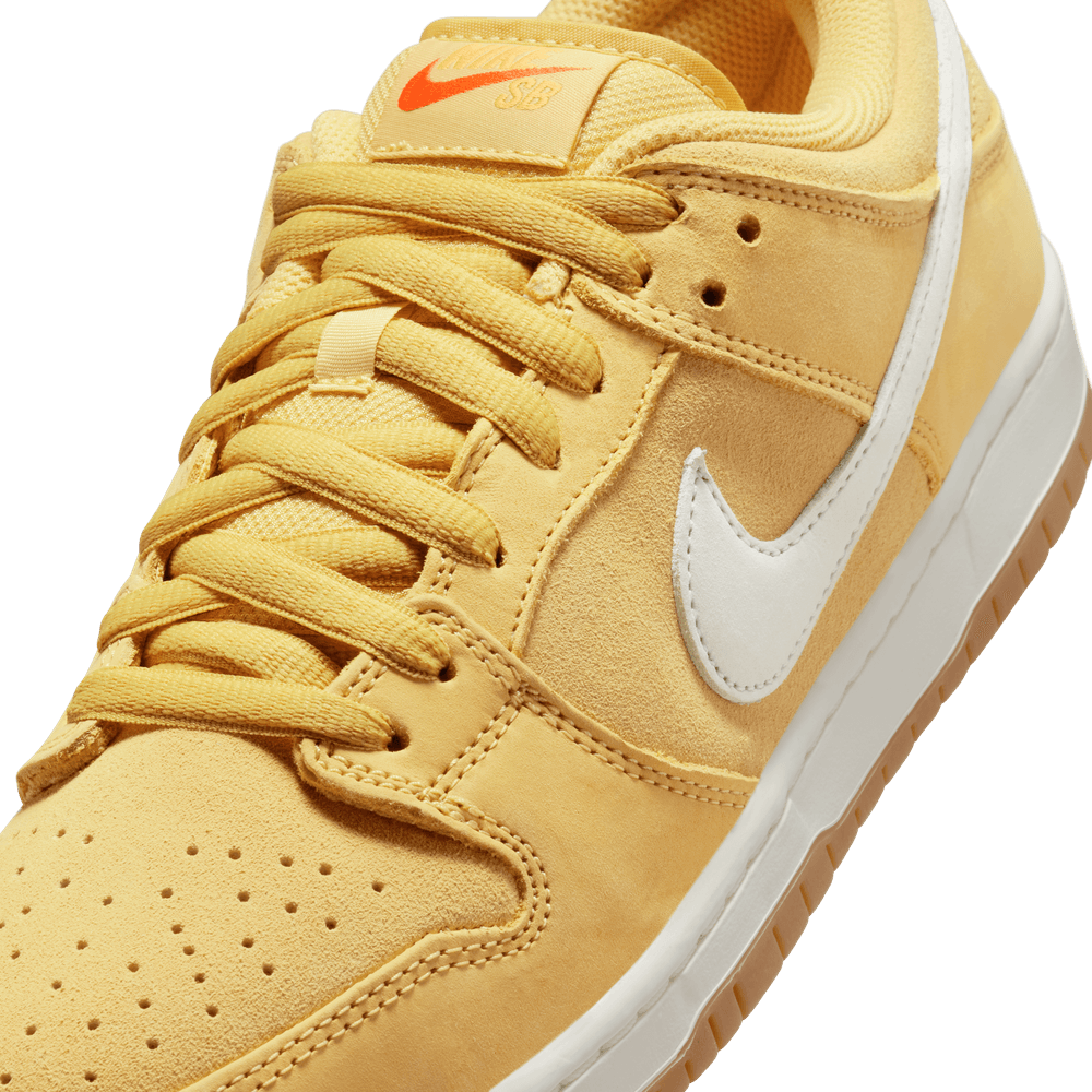 Nike SB Dunk Low Pro Saturn Gold