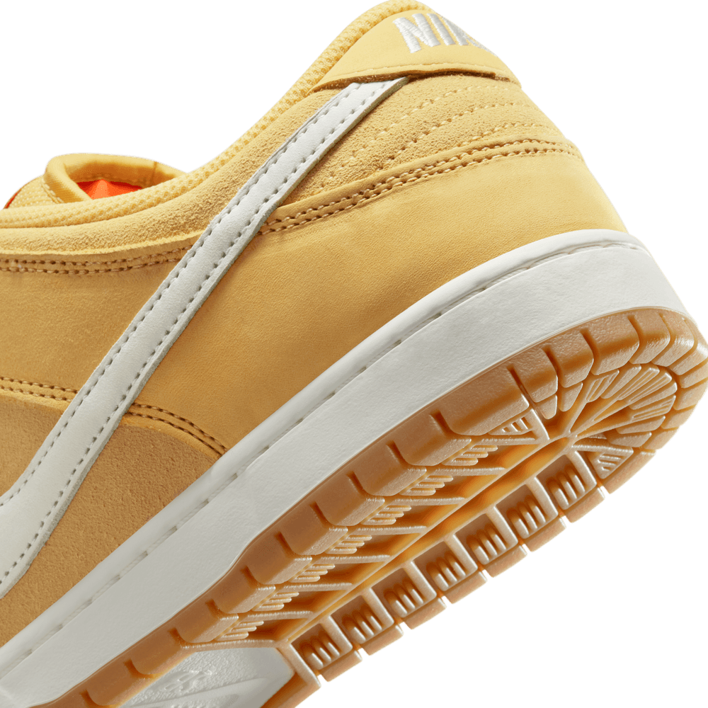 Nike SB Dunk Low Pro Saturn Gold
