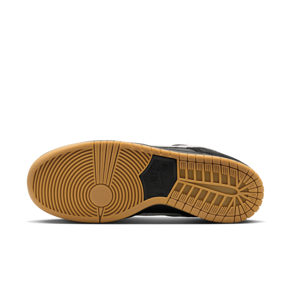 Nike Dunk SB Dunk Low Pro Black/White/Gum