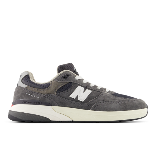 New Balance Andrew Reynolds 933 GDY