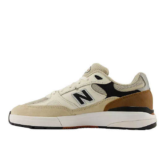 New Balance Numeric Andrew Reynolds 933 Quicksand / Sea Salt