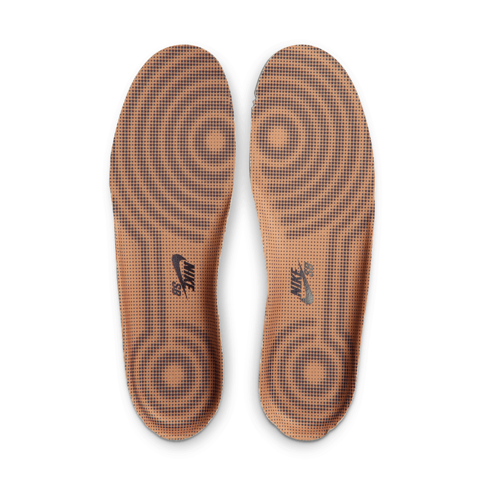 Nike SB Air Force 1 Flax/Black/Gum