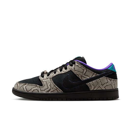 Nike SB Dunk Low Pro Dashawn Jordan Copperhead, view 2