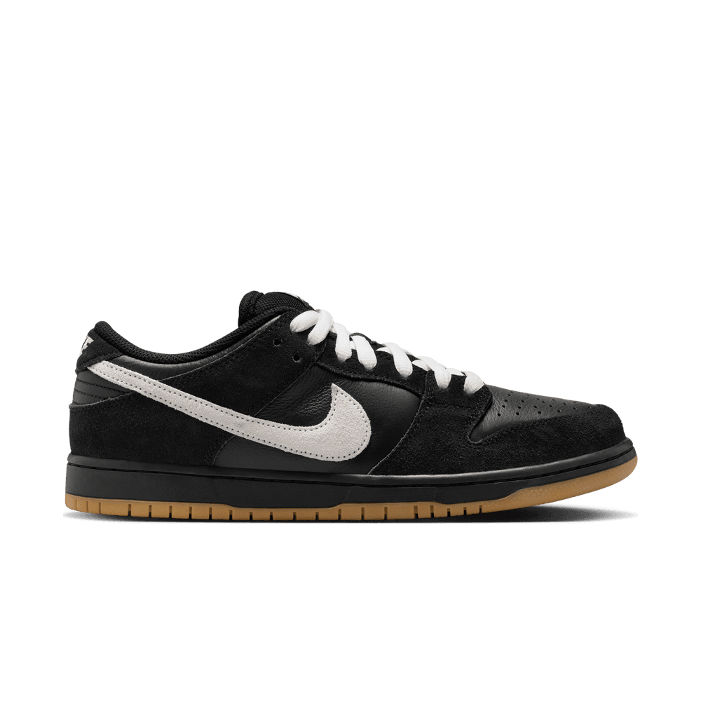 Nike SB Nike Dunk SB Dunk Low Pro Black/White/Gum — skate shoes