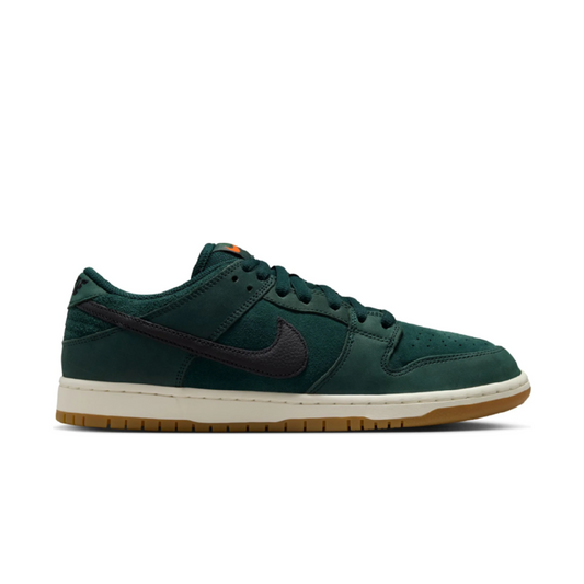 Nike SB Dunk Low Pro Deep Fir/Black/Sail — skate shoes